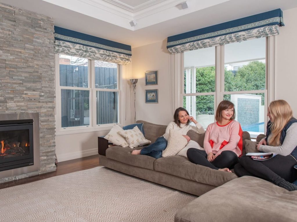 Five tips before renting to your mates