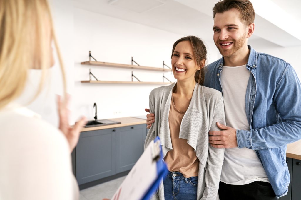 10 Signs a House Showing Went Well